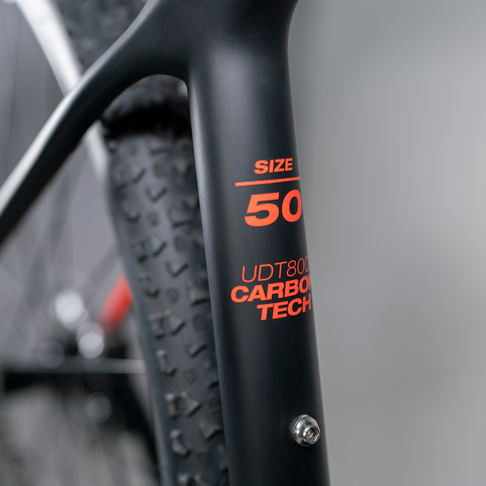 Cuadro y horquilla de carbono T800